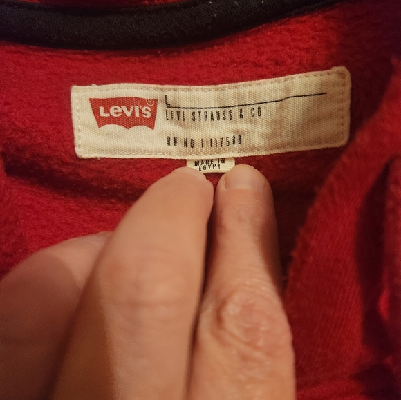 Men's Levi's Size L Hooded Sweatshirt Red Black Colorblock Logo Spellout - Picture 4 of 5